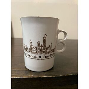 Vintage Smithsonian Institution the castle mug